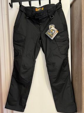 Men's Black Cargo Pants — Heavy-Duty Utility Trousers